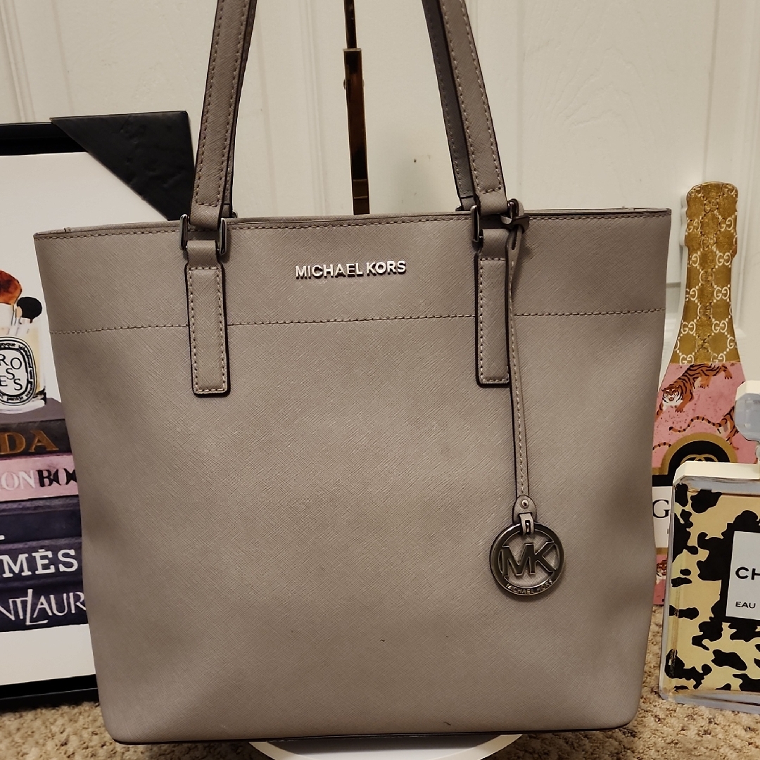 Michael Kors Large Morgan Tote With Mk Hangtag